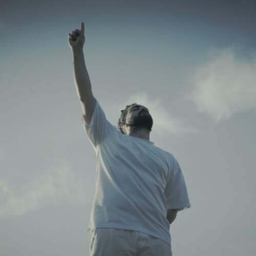 دانلود آهنگ  آغوش با صدای بهرام